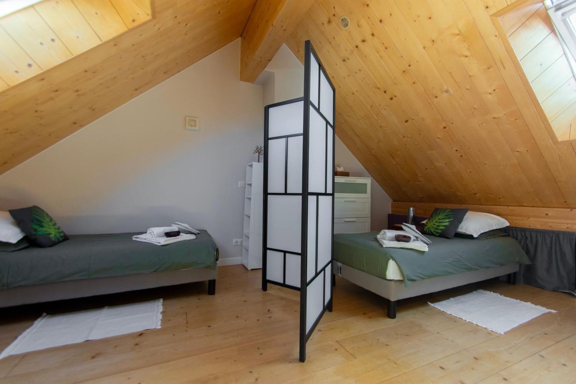 Chalet Like Upstairs Private Suite Étiolles Extérieur photo